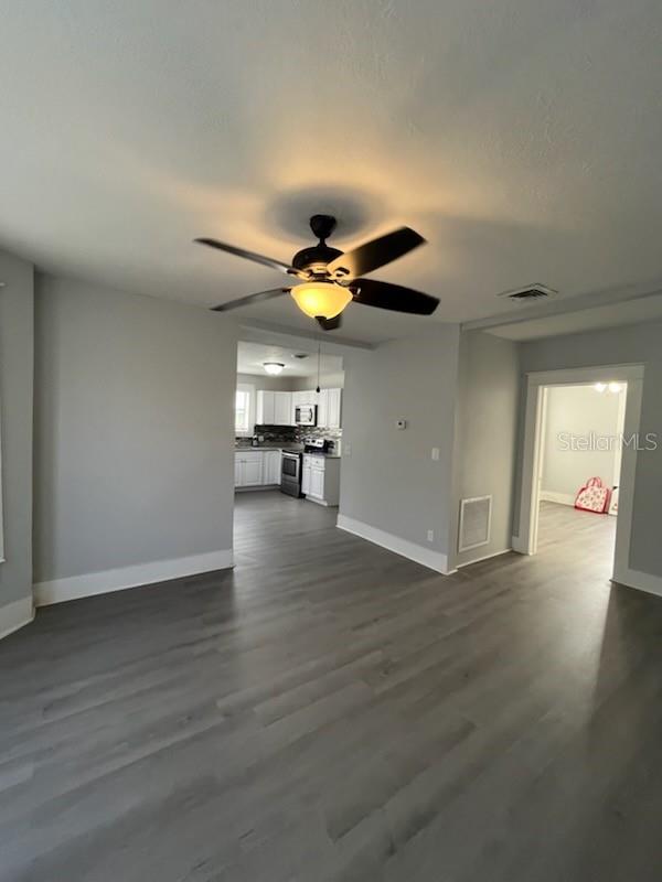 LEESBURG - Commercial Sale