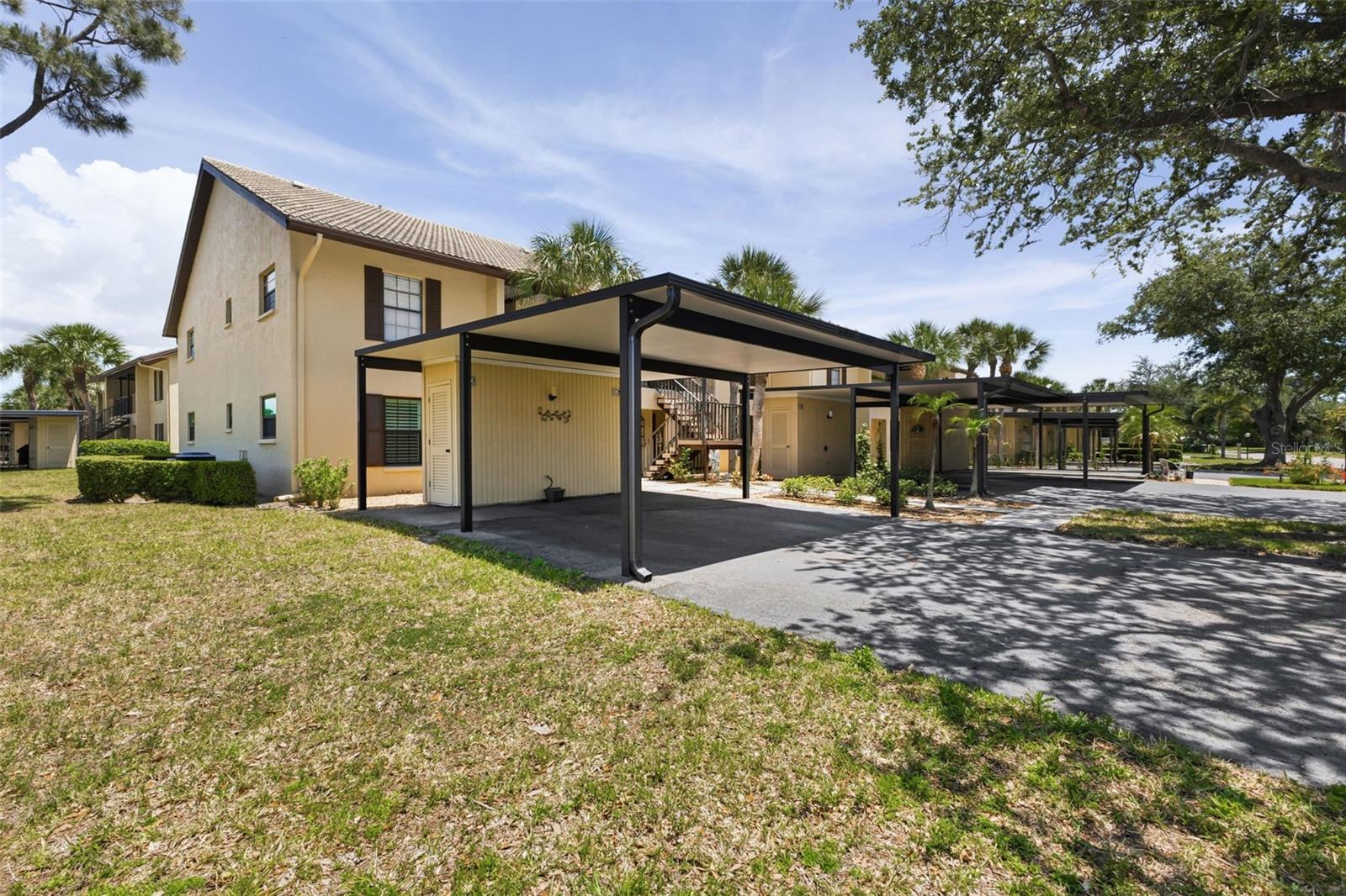 MISSION LAKES - Residential