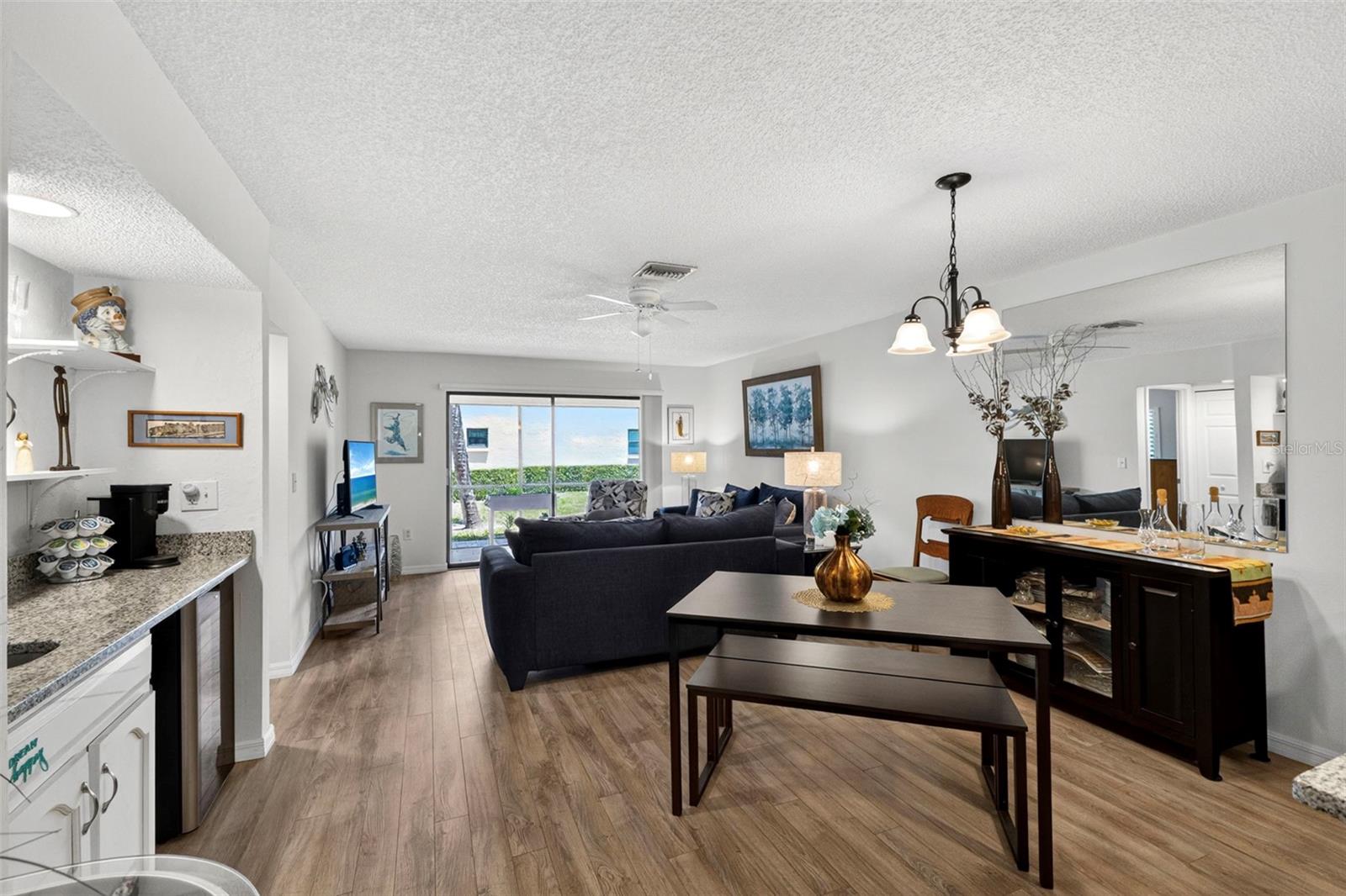 MISSION LAKES - Residential