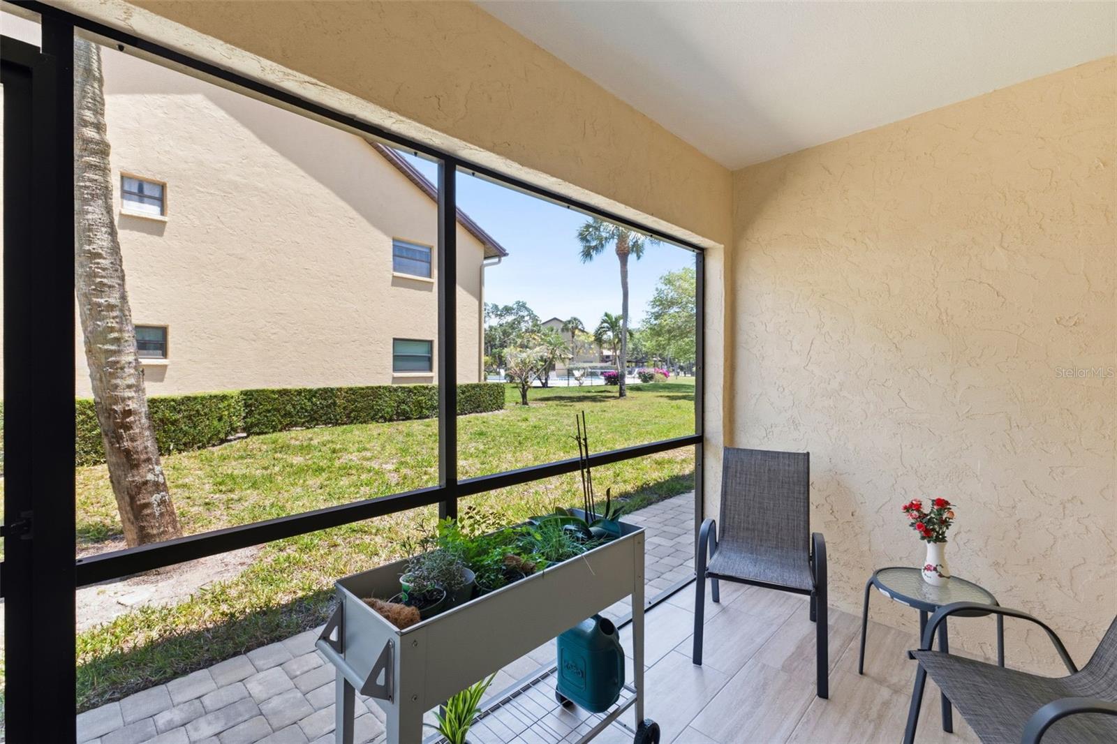 MISSION LAKES - Residential