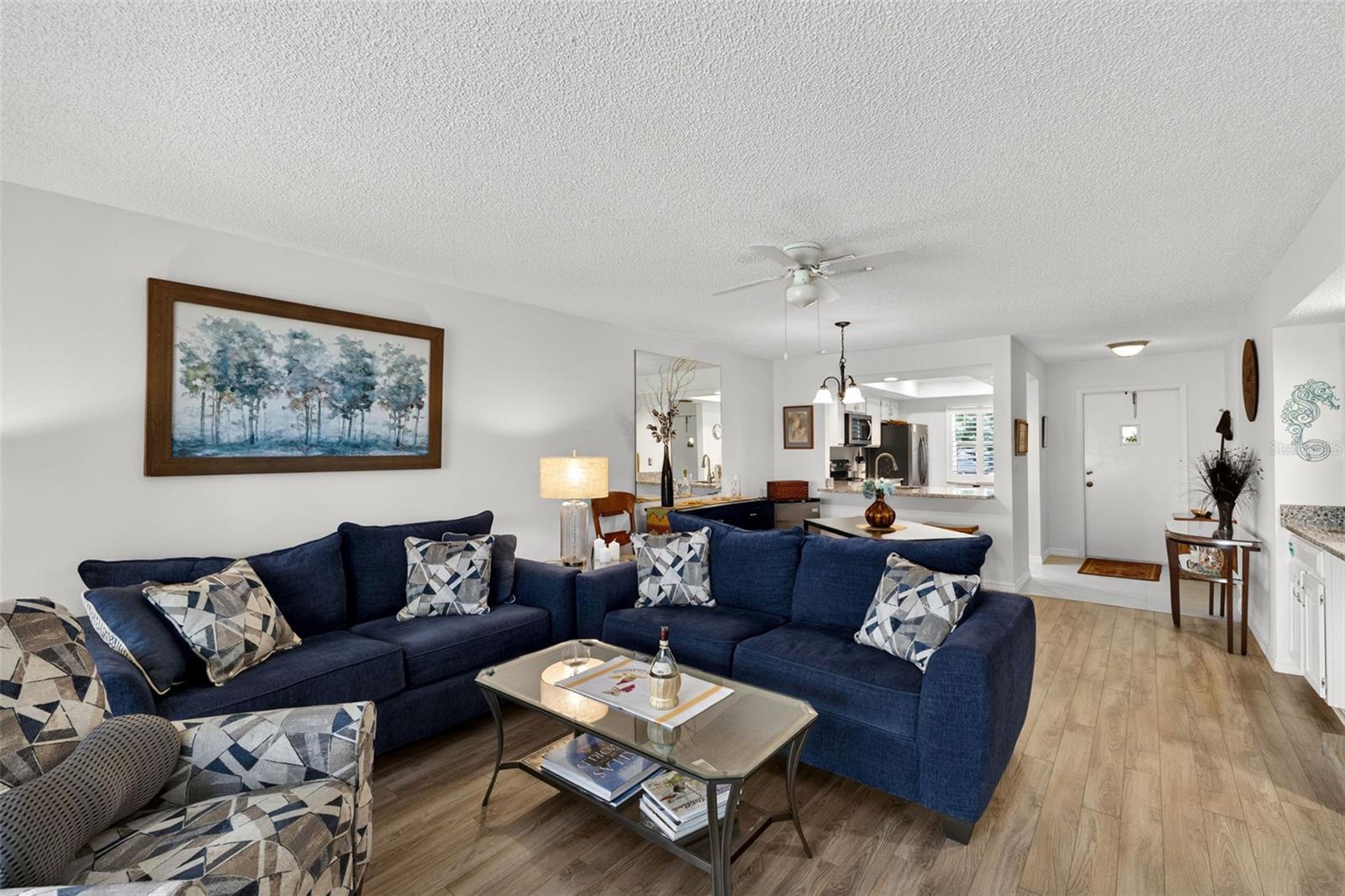 MISSION LAKES - Residential