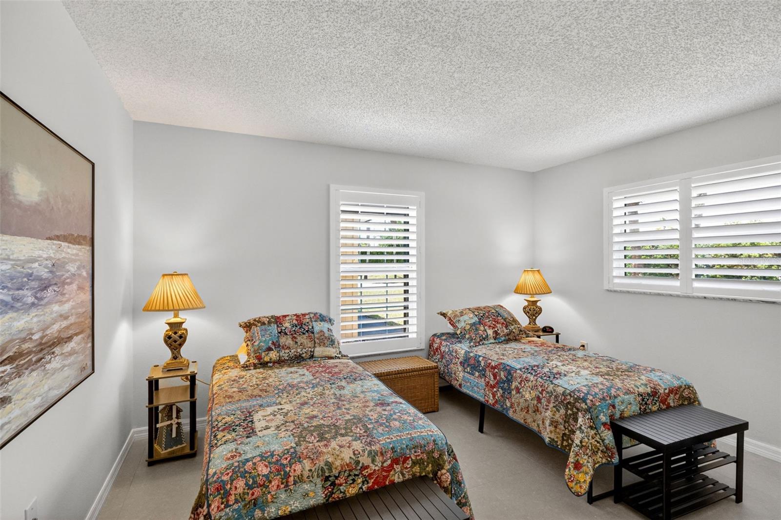 MISSION LAKES - Residential