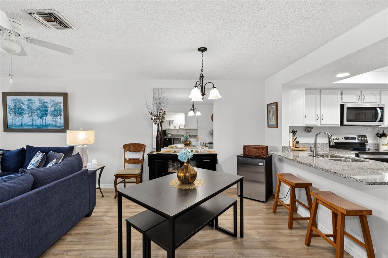 MISSION LAKES - Residential