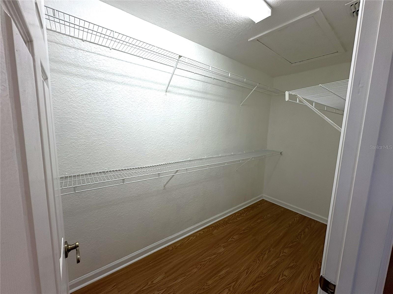 STONEBRIDGE LAKES PH 19 - Residential Lease