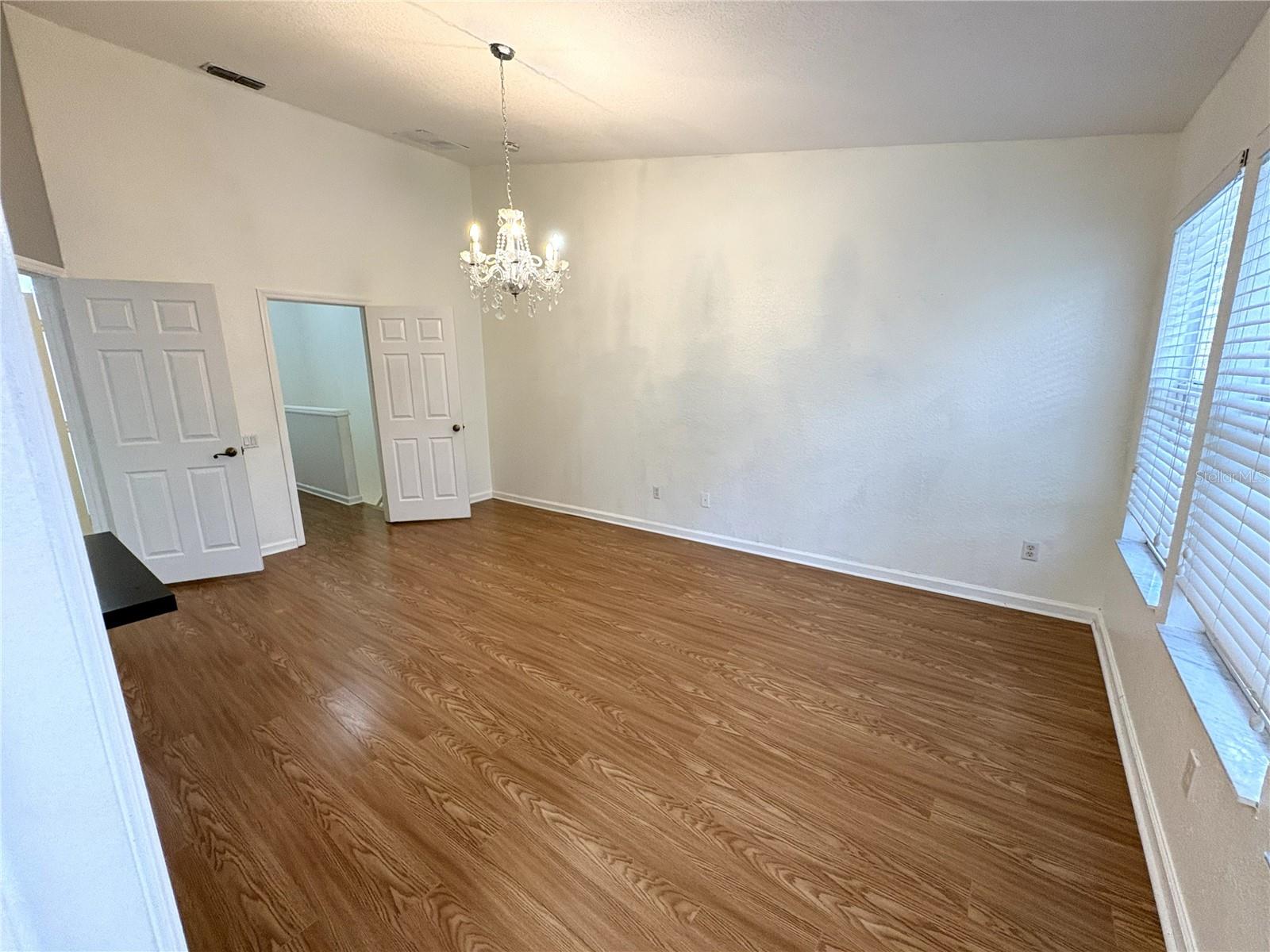 STONEBRIDGE LAKES PH 19 - Residential Lease