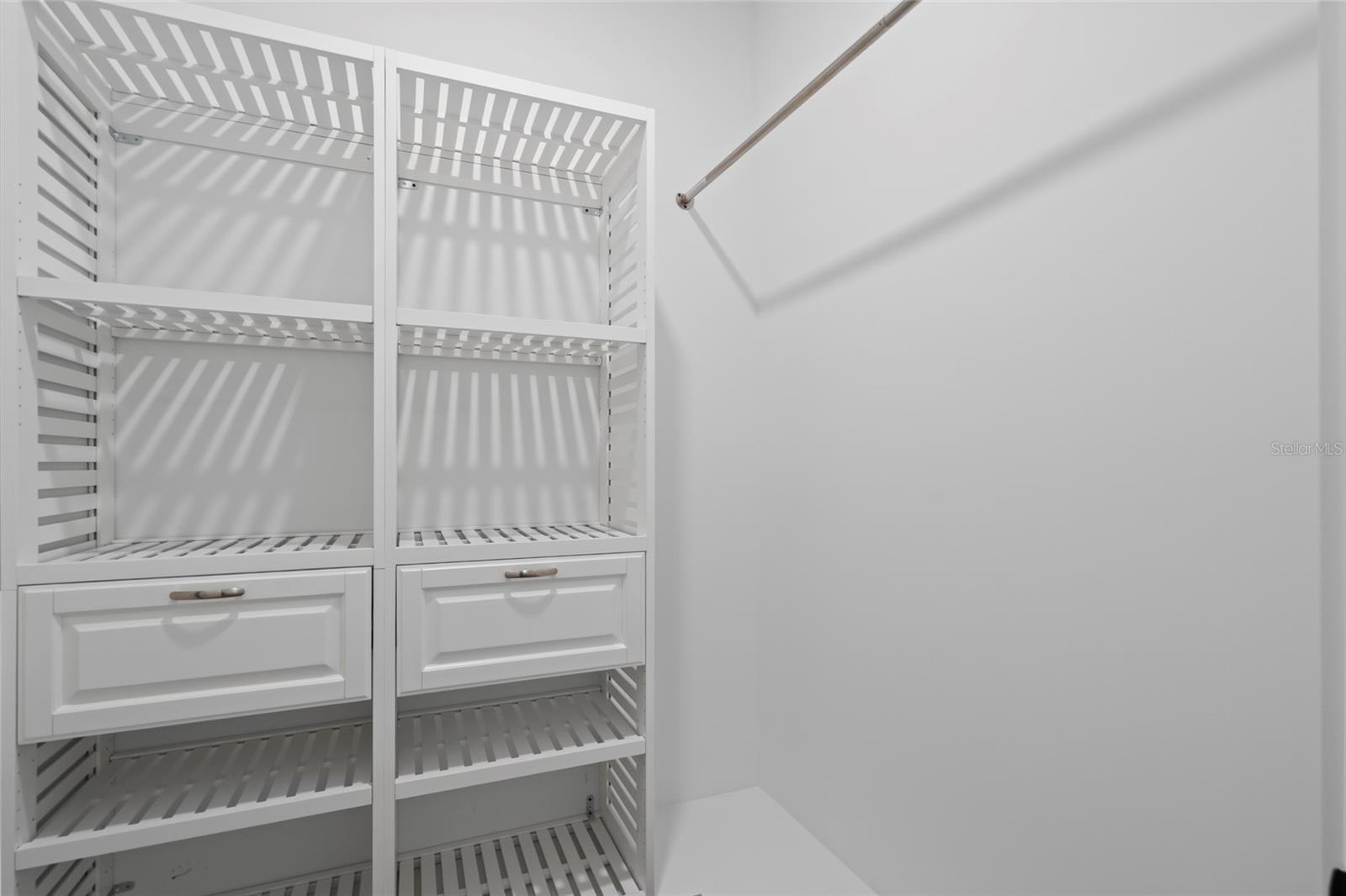 VIKING 30 - Residential