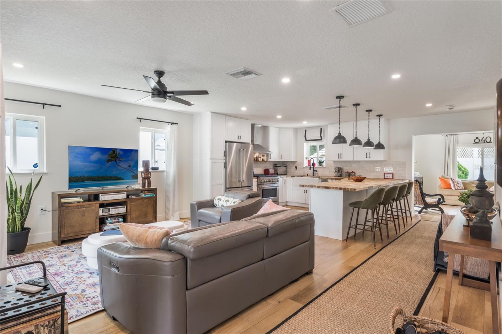 TAX EQUITIES INC REP - Residential Lease