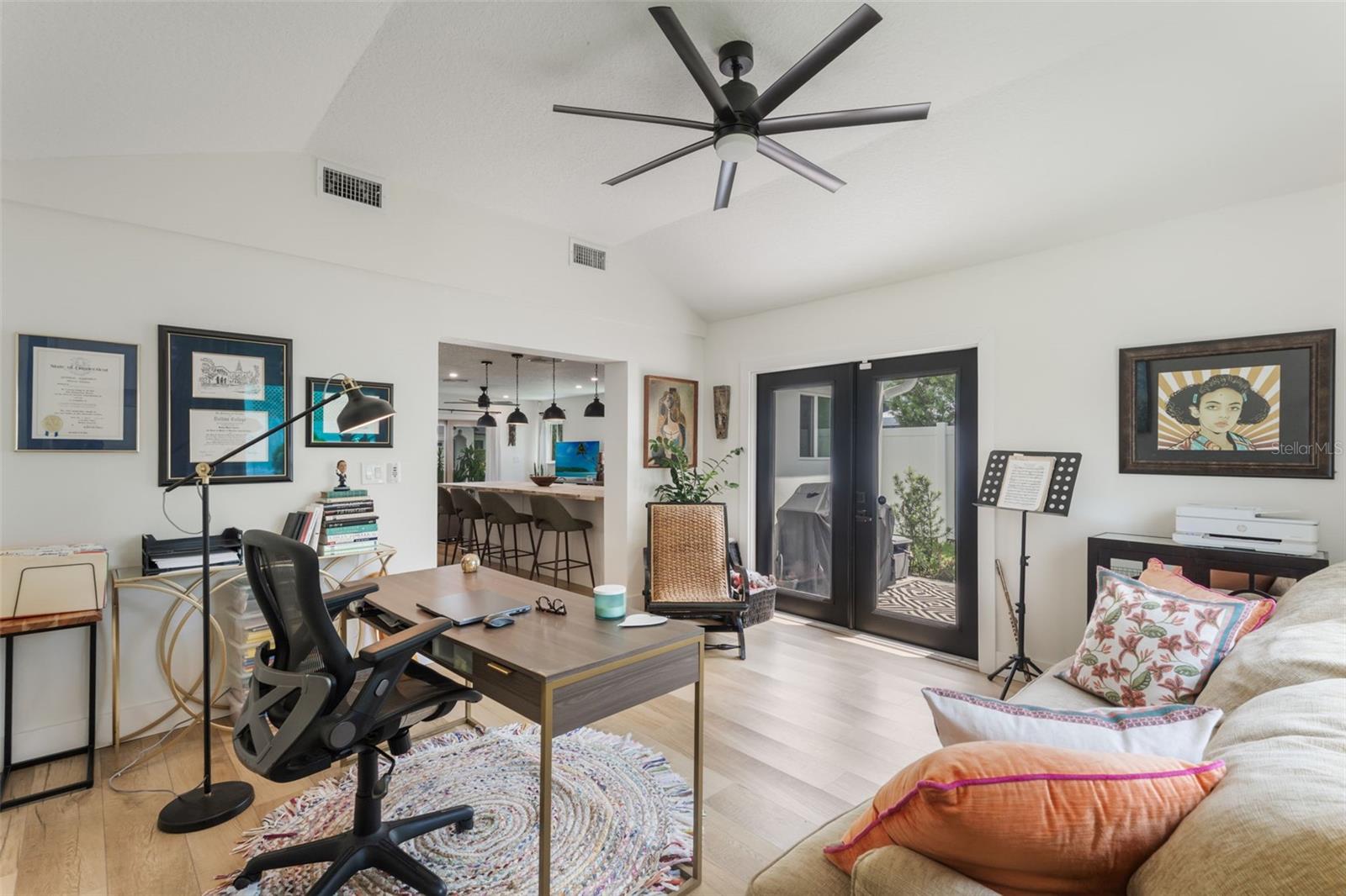 TAX EQUITIES INC REP - Residential Lease