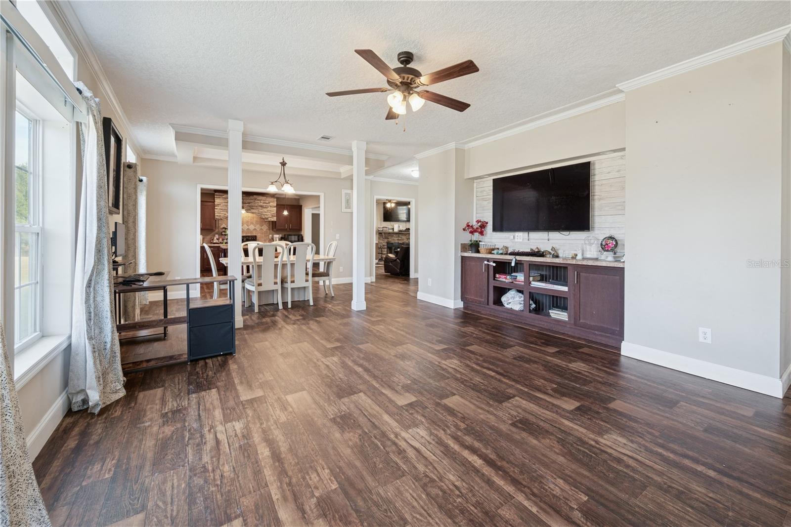 HAWTHORNE - Residential