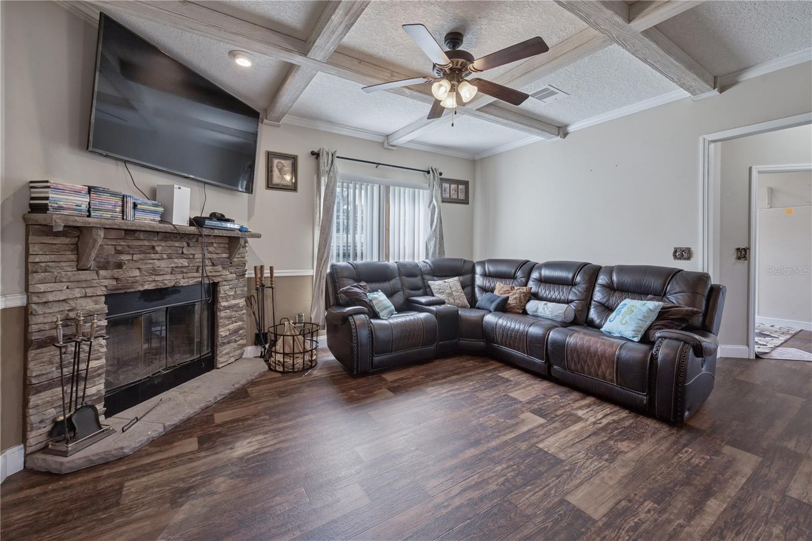 HAWTHORNE - Residential