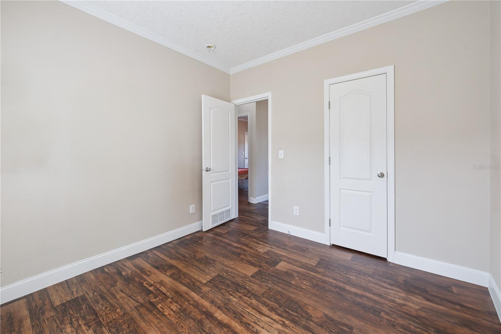 HAWTHORNE - Residential