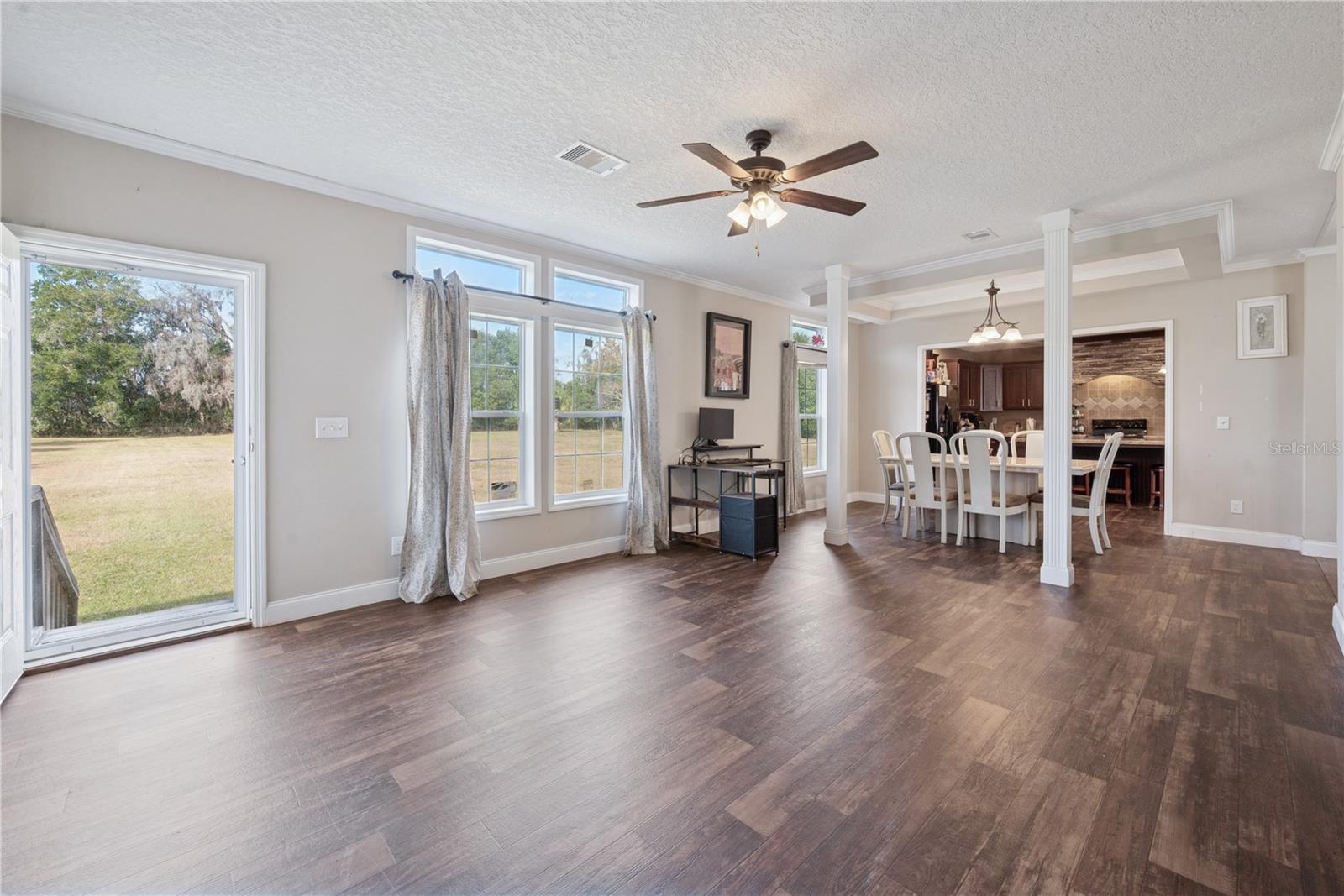 HAWTHORNE - Residential