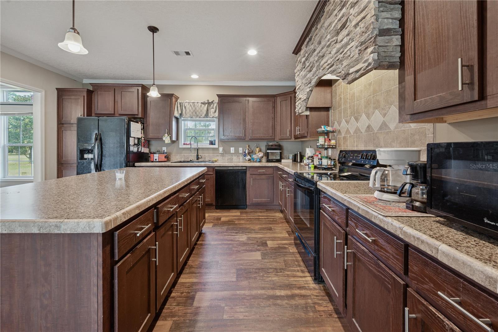 HAWTHORNE - Residential