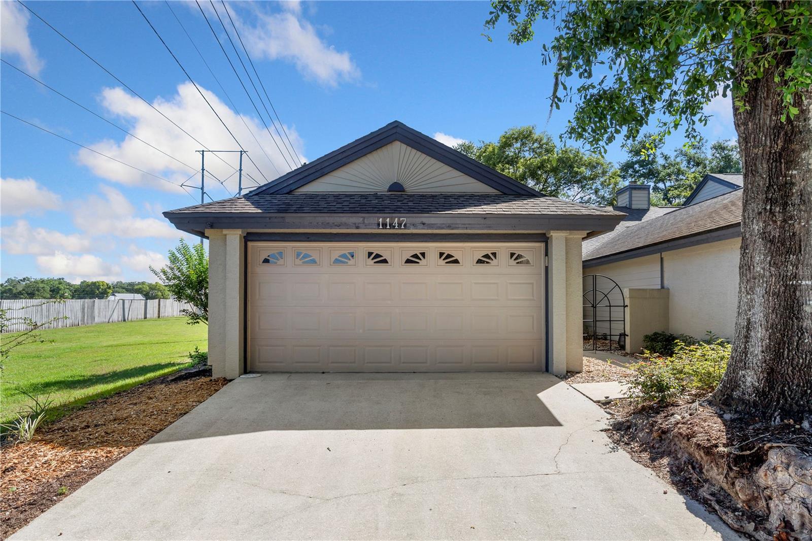 COUNTRY CREEK - Residential
