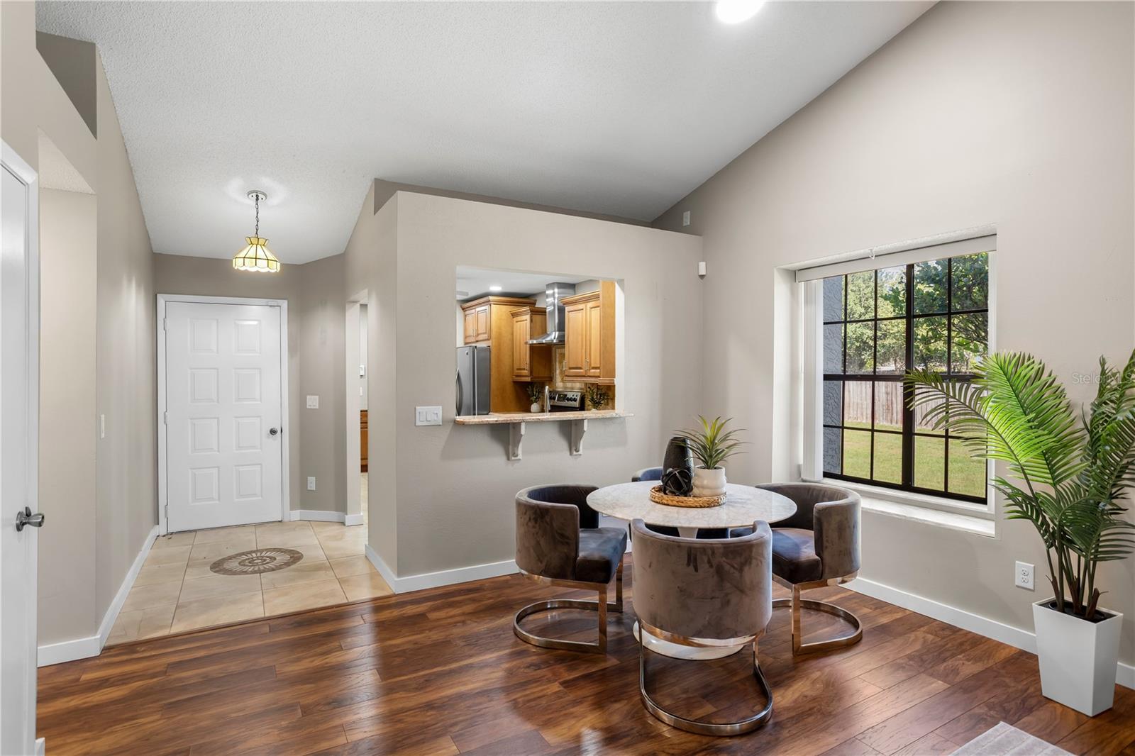COUNTRY CREEK - Residential