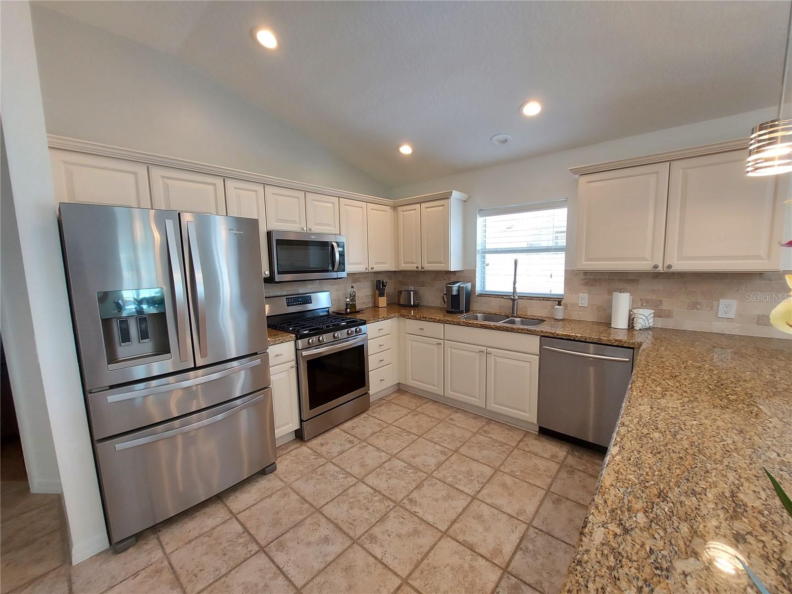 VILLAGES/MARION MAYFIELD VLS - Residential Lease