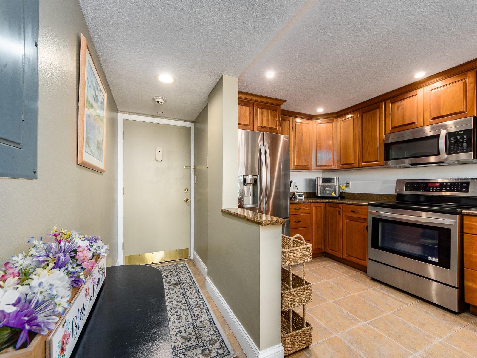 51 ISLAND WAY CONDO - Residential Lease