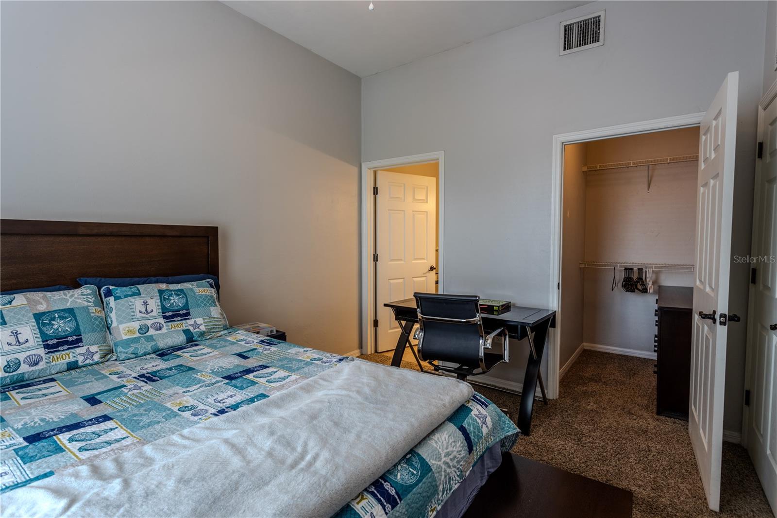 ST CHARLES - Residential