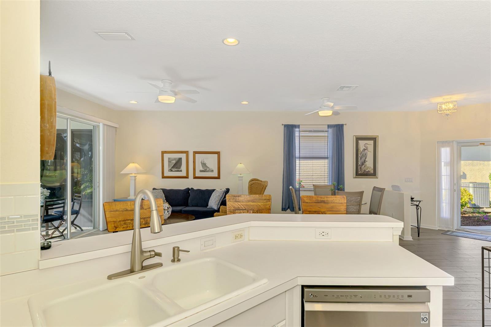 RIVERWOOD - Residential