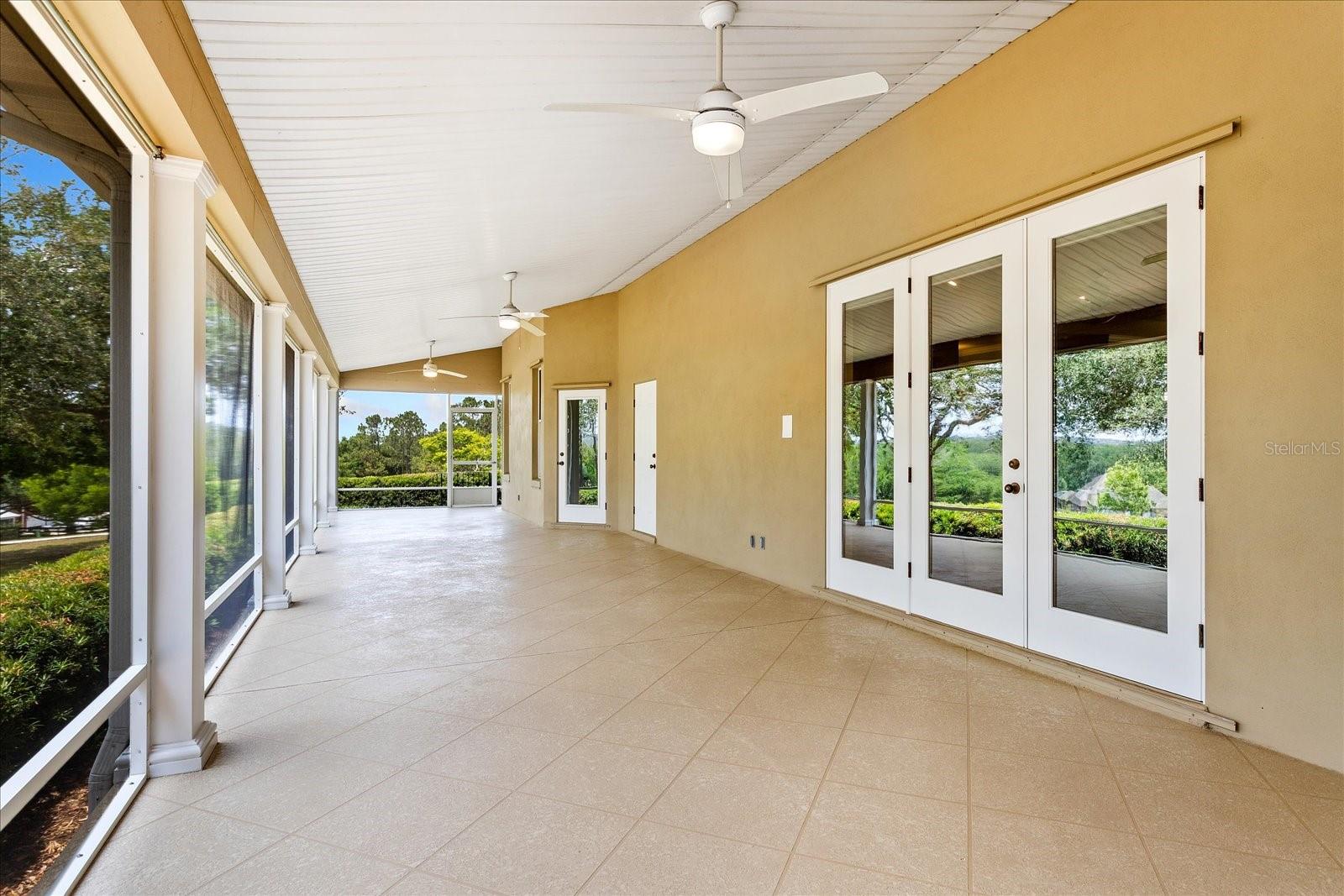 VISTA VERDE - Residential