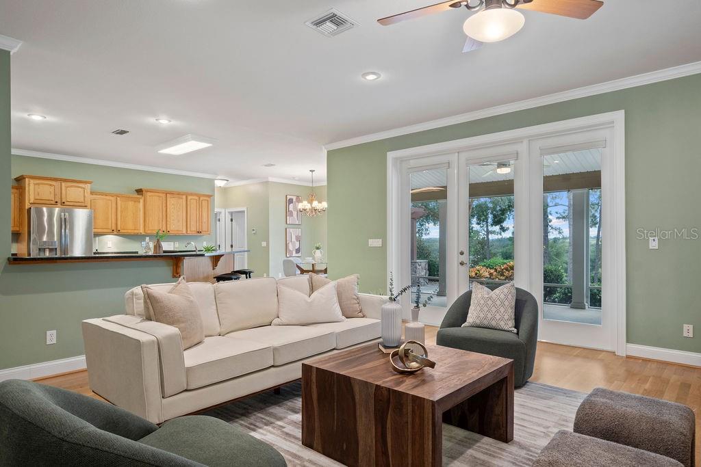 VISTA VERDE - Residential