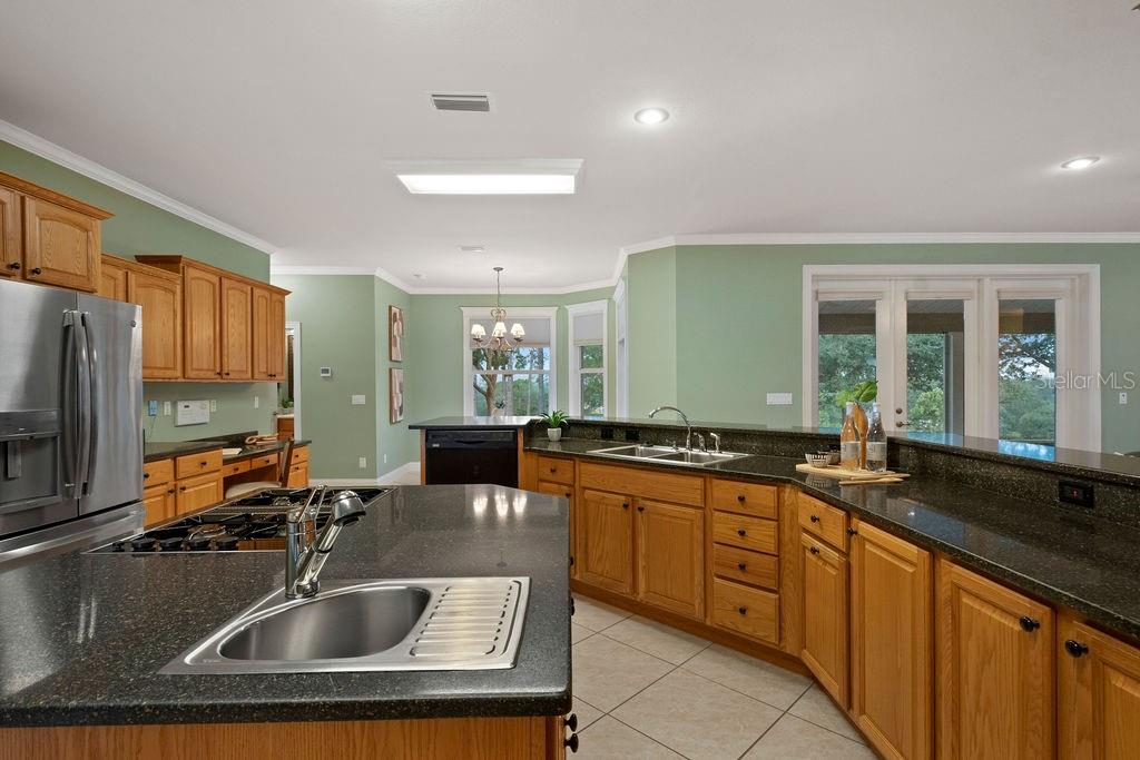 VISTA VERDE - Residential