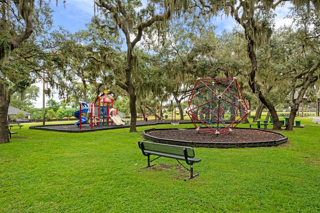 VISTA VERDE - Residential