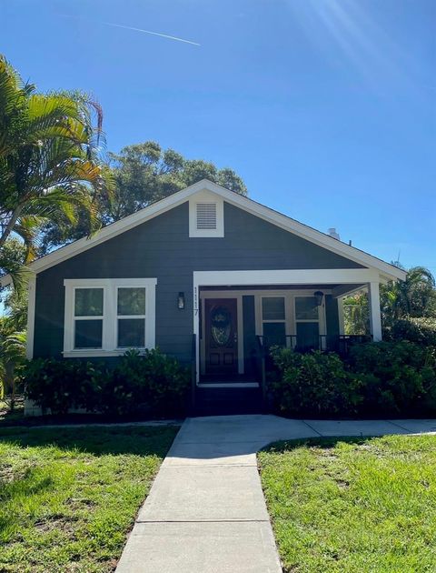 Photo of 1117 17th Street N, St Petersburg, FL 33713 (MLS # J998892)