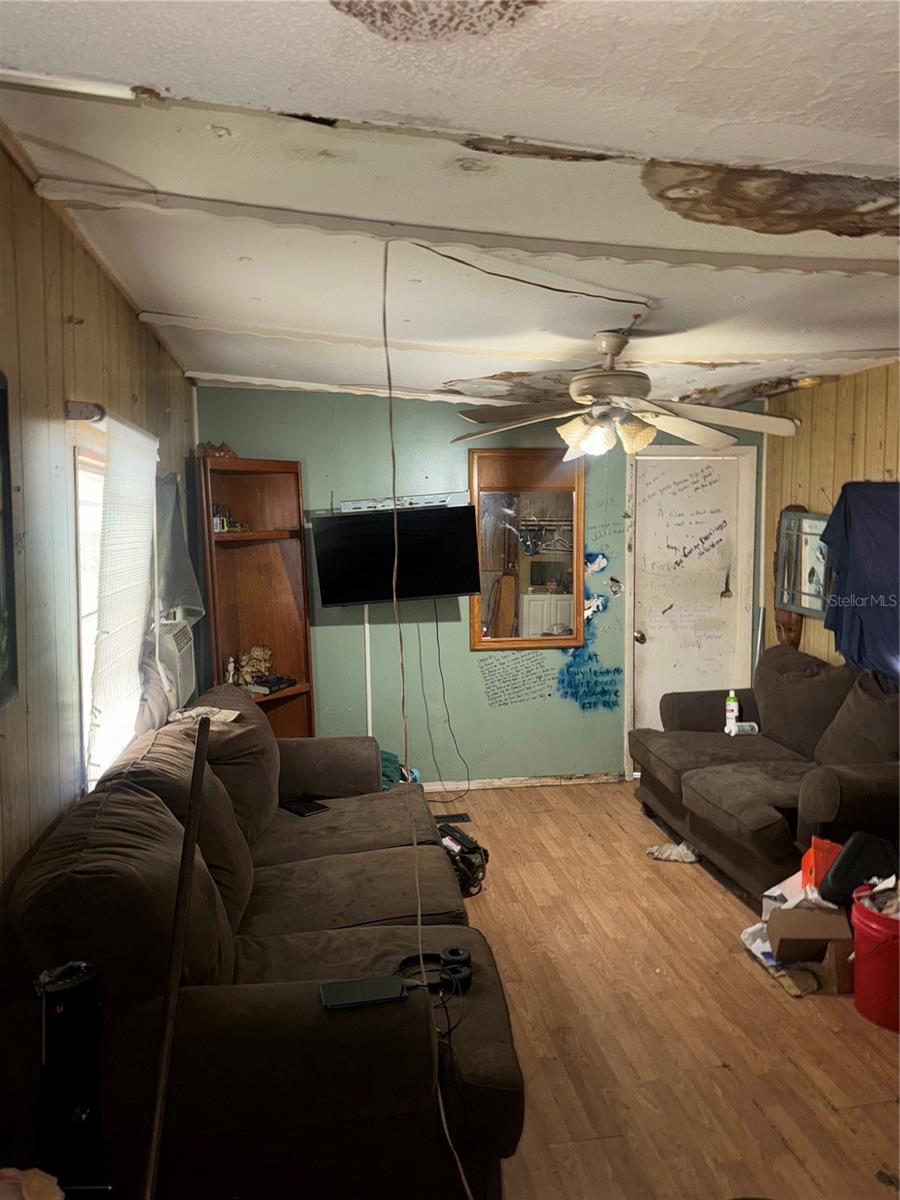 1815 SUNNY PALM DRIVE