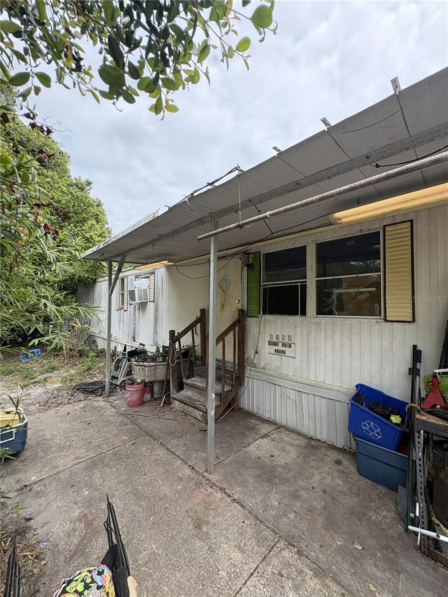 1815 SUNNY PALM DRIVE