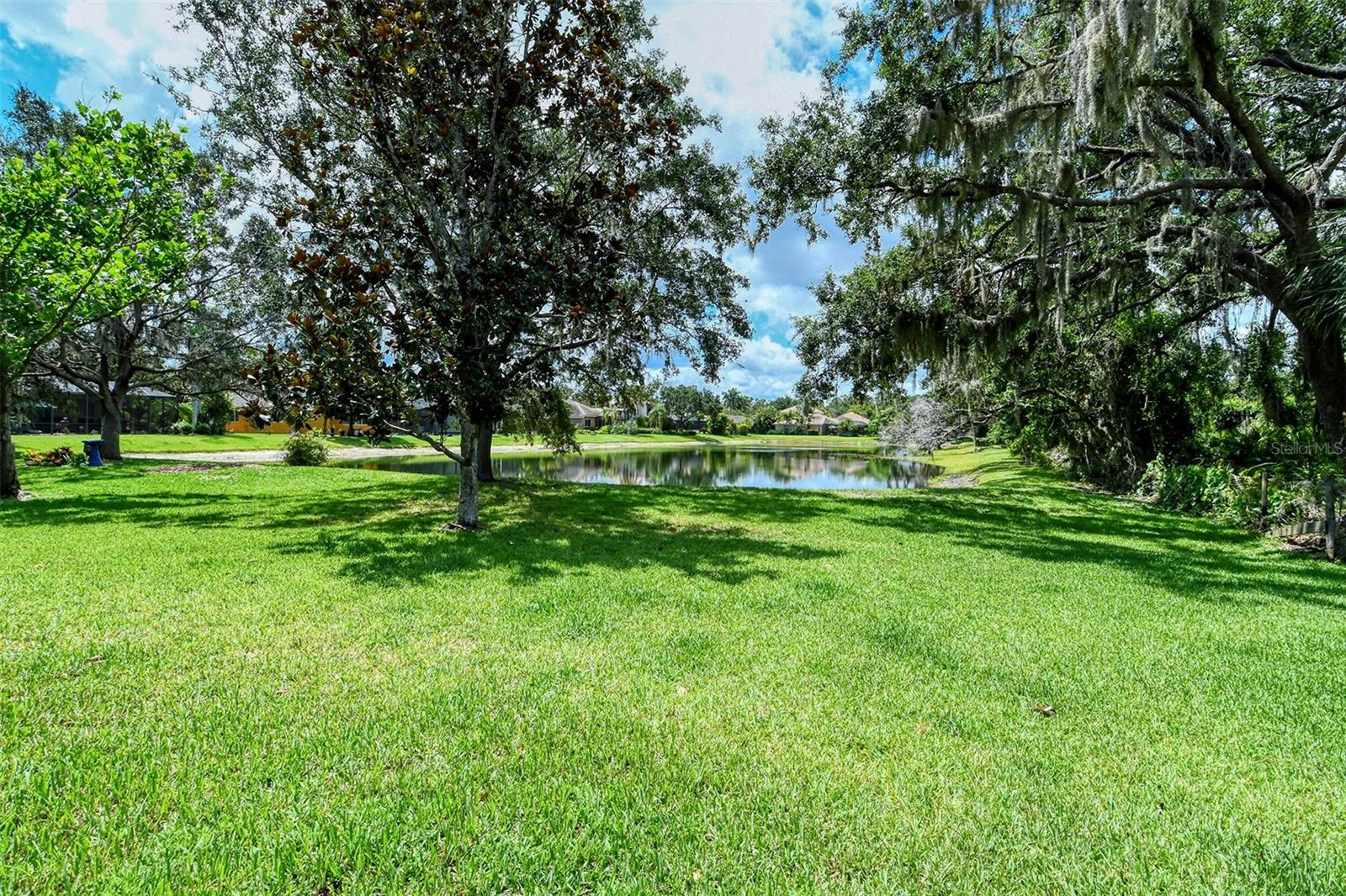 SECLUDED OAKS PH 2 - Residential