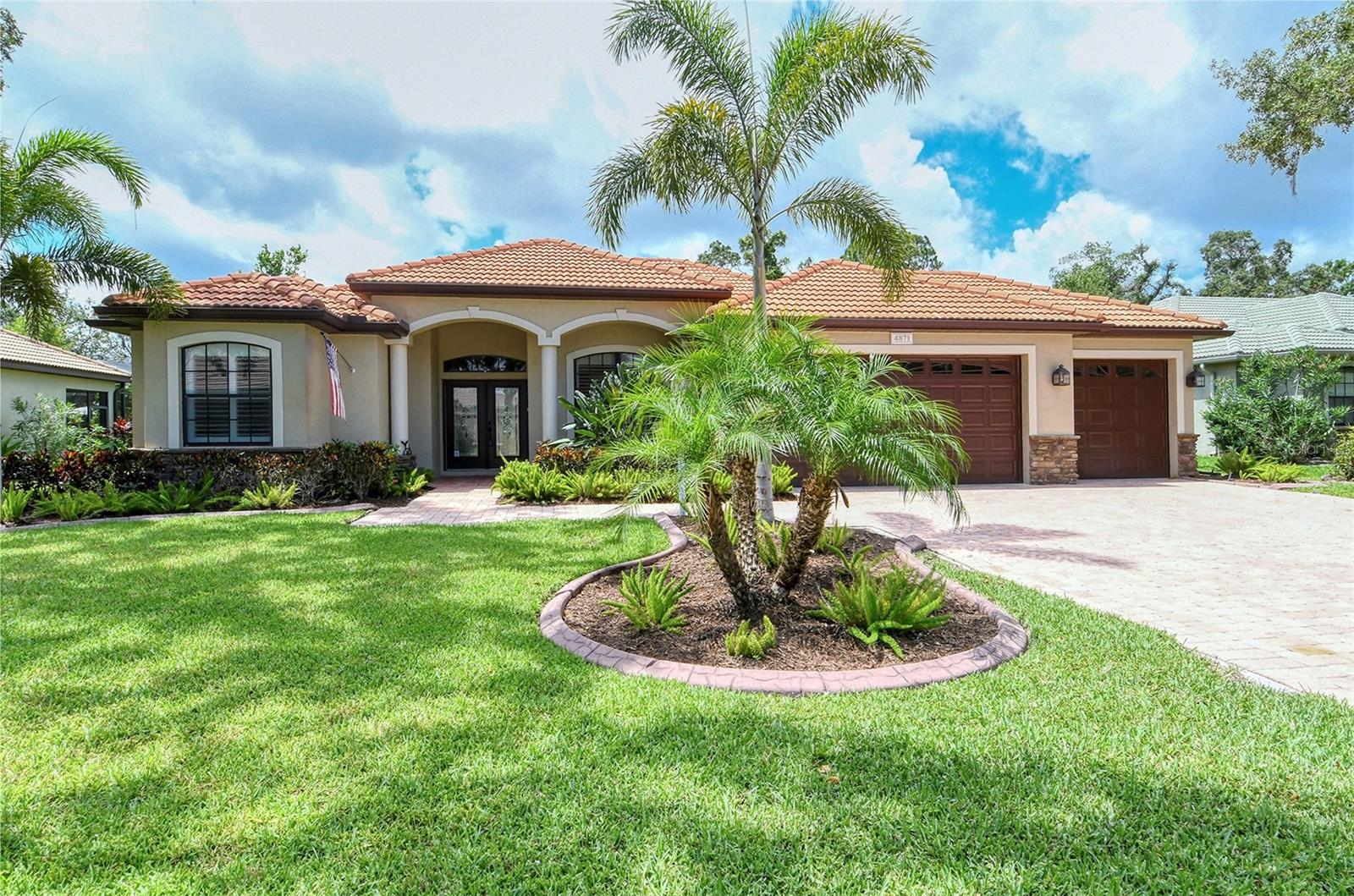 SECLUDED OAKS PH 2 - Residential