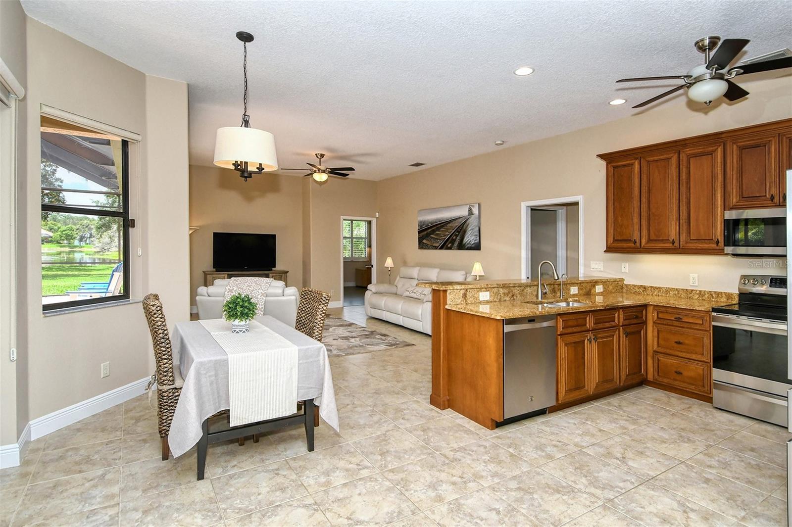 SECLUDED OAKS PH 2 - Residential