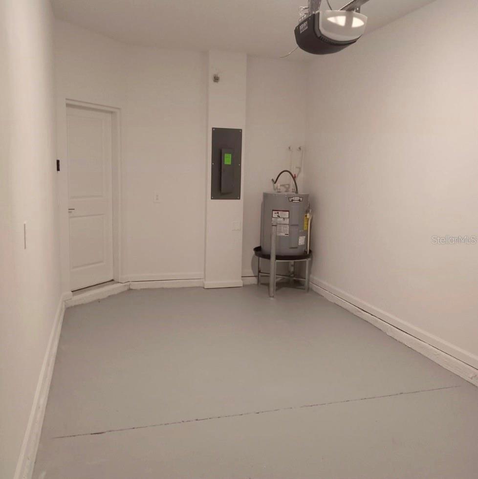 LAKE WILSON RESERVE - Residential Lease