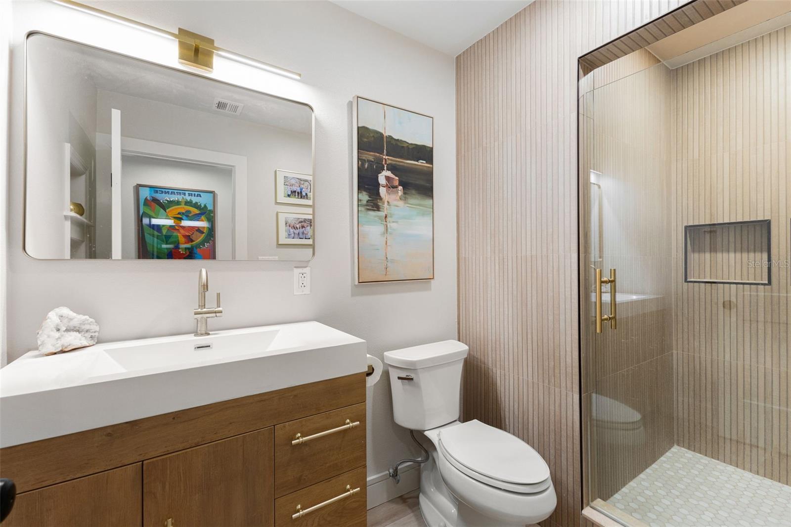 OVERLOOK DRIVE ESTATE - Residential