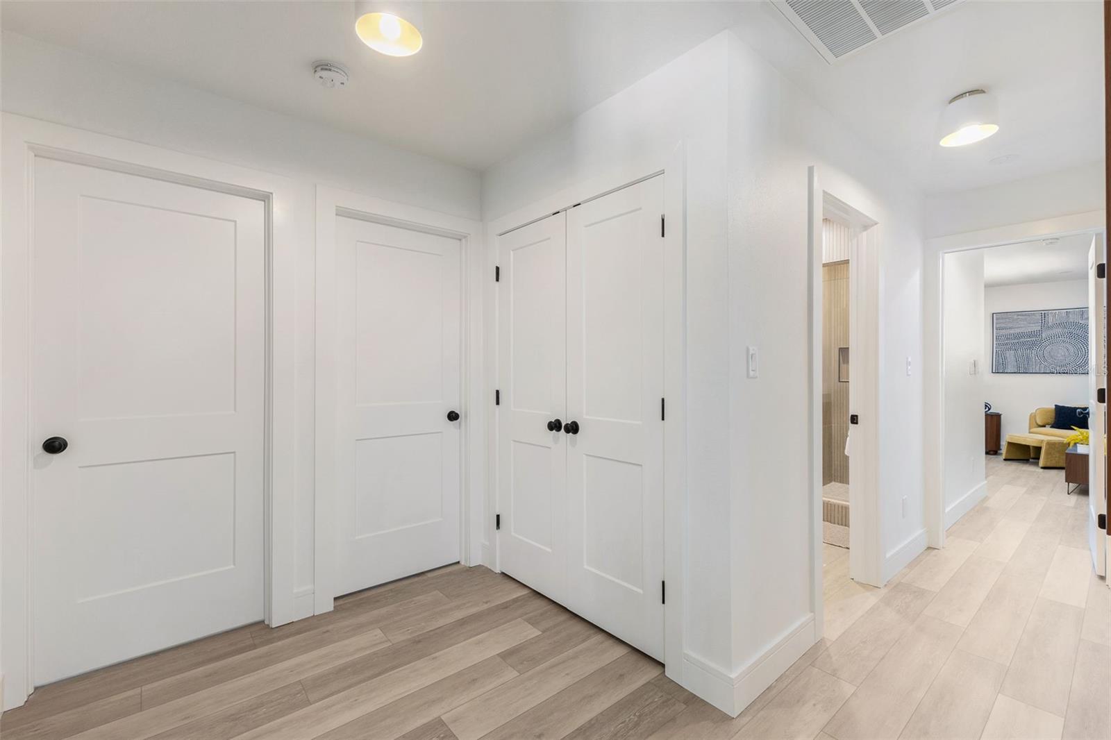 OVERLOOK DRIVE ESTATE - Residential