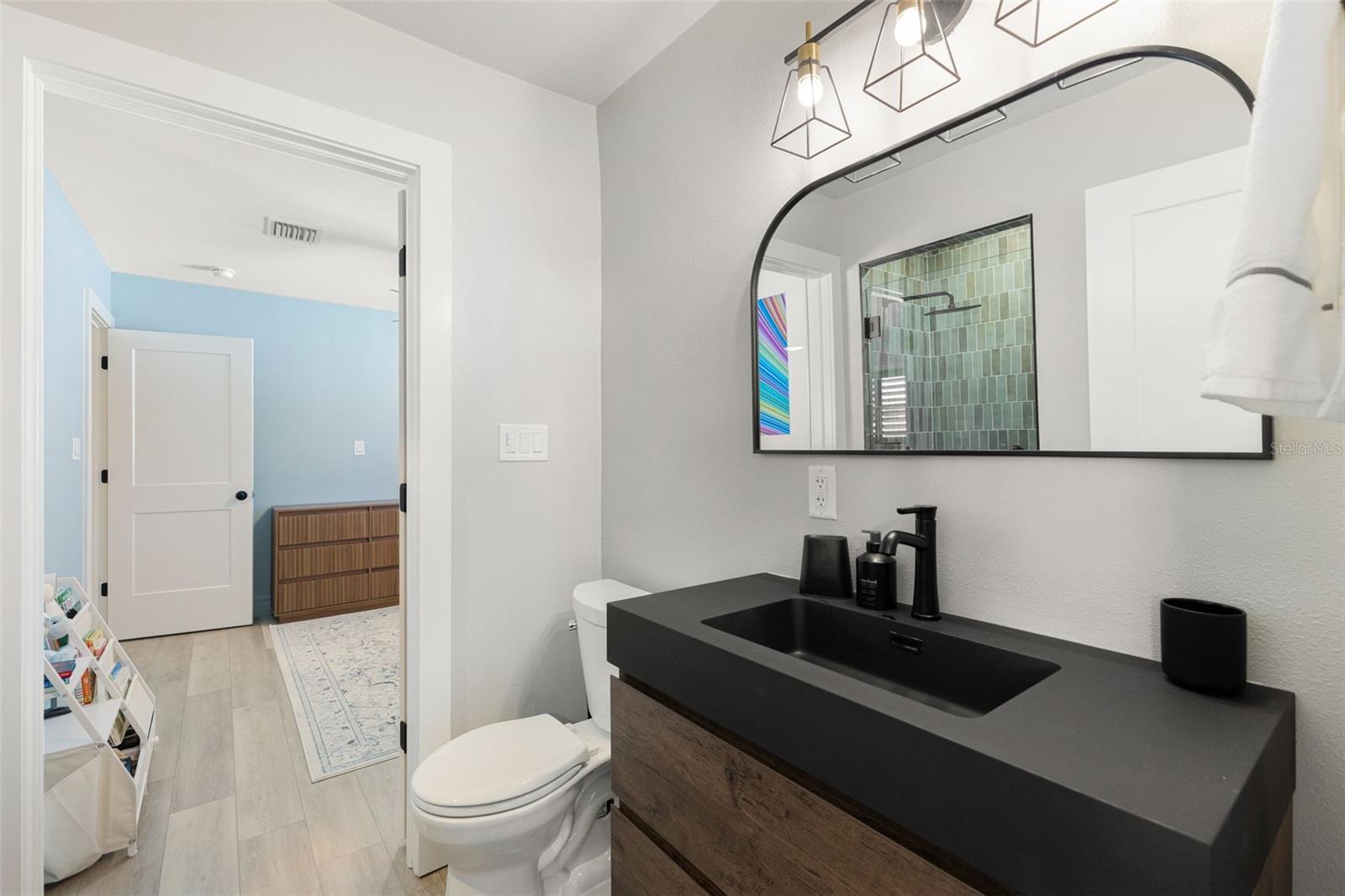 OVERLOOK DRIVE ESTATE - Residential