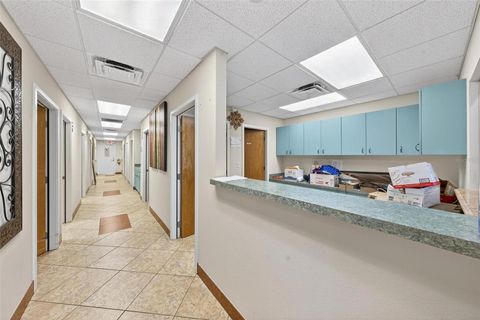 Tiny photo for 501 E North Boulevard, Leesburg, FL 34748 (MLS # OM721532)