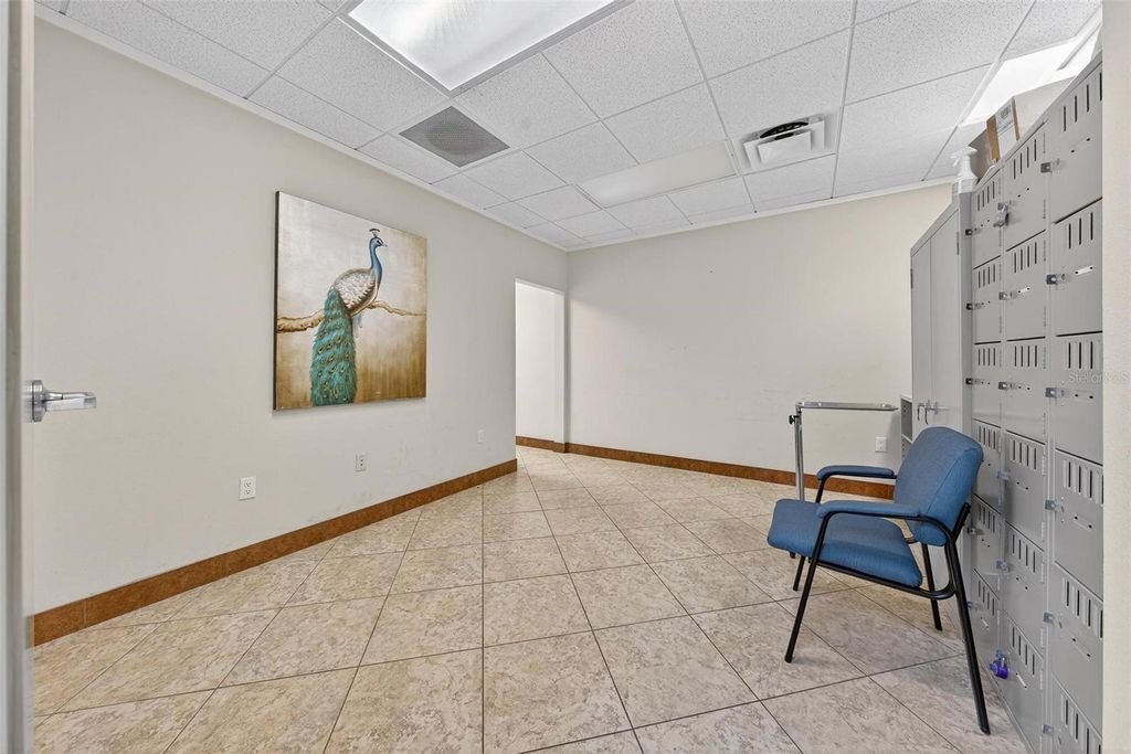 Photo of 501 E North Boulevard, Leesburg, FL 34748 (MLS # OM721532)