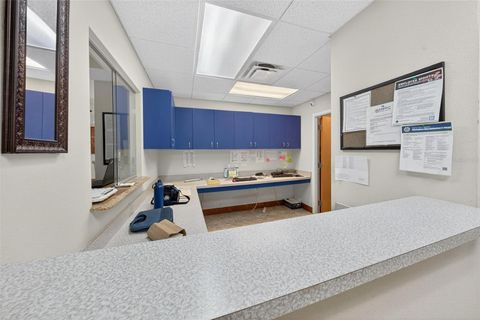 Tiny photo for 501 E North Boulevard, Leesburg, FL 34748 (MLS # OM721532)