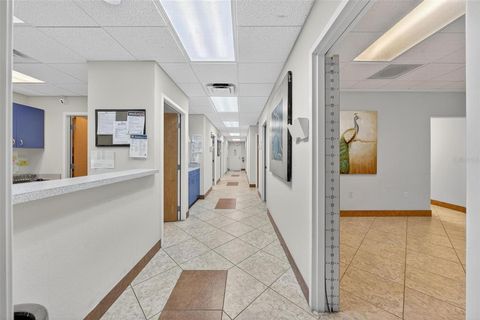 Tiny photo for 501 E North Boulevard, Leesburg, FL 34748 (MLS # OM721532)