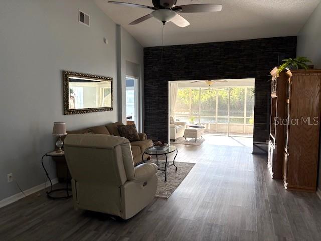 MANCHESTER II CONDO - Residential Lease