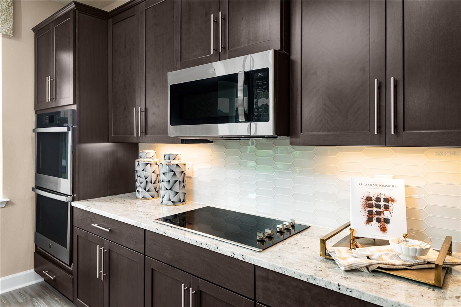 THE PALMS AT VENETIAN BAY - Residential