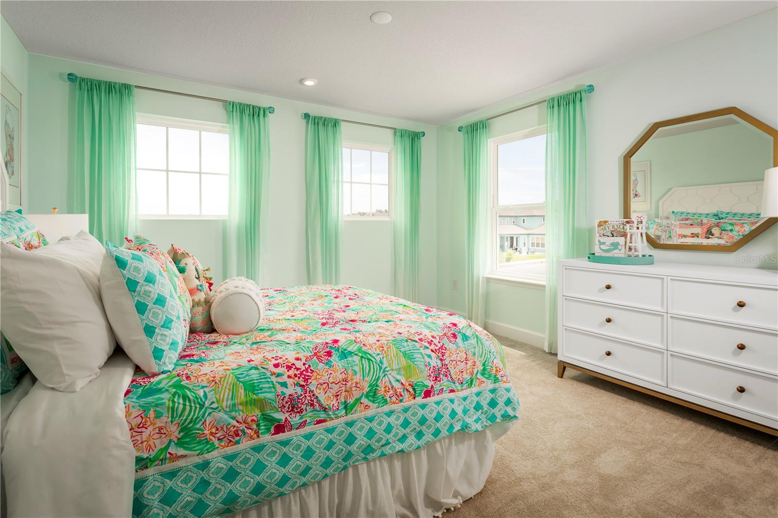 THE PALMS AT VENETIAN BAY - Residential