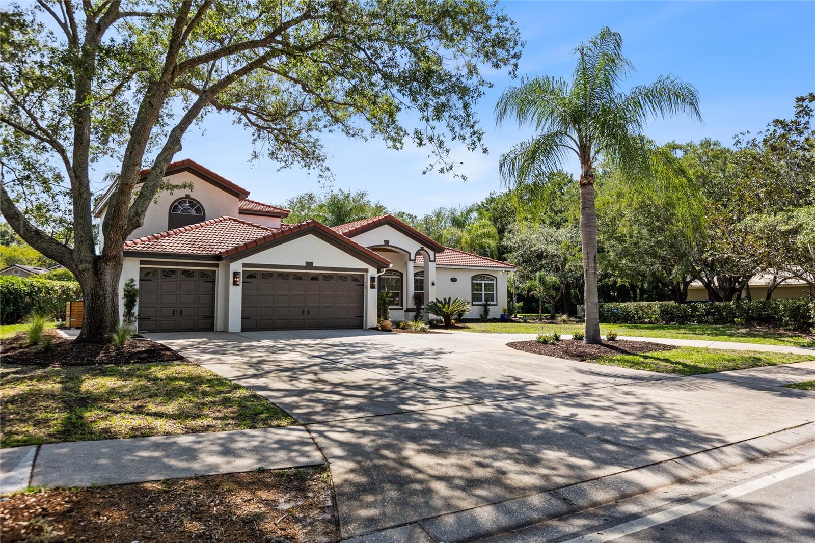 1534 E LAKE WOODLANDS PARKWAY