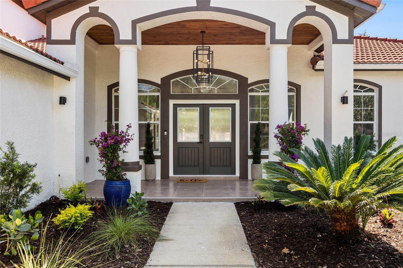 1534 E LAKE WOODLANDS PARKWAY