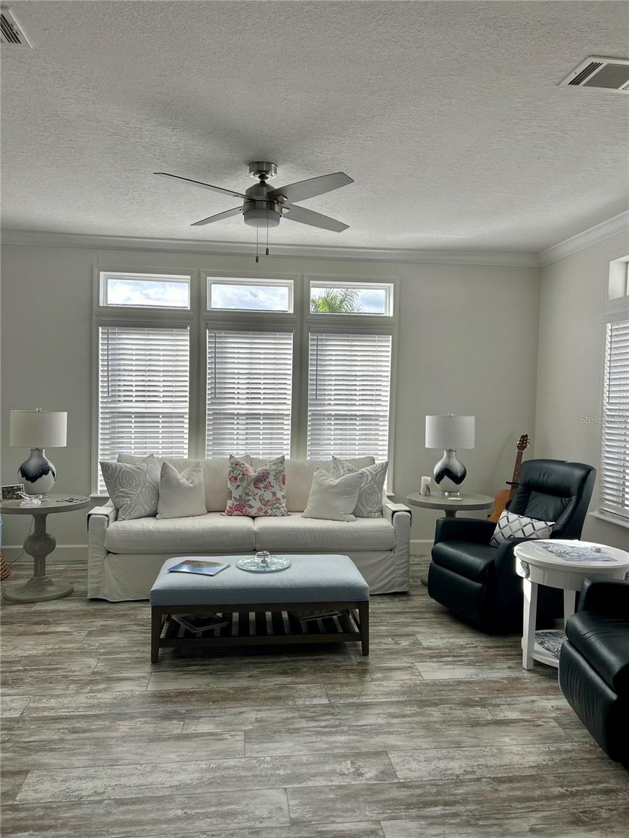 GOLDEN GATE MOBILE HOME PARK UNREC - Residential