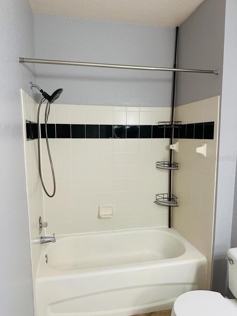 FOUNTAINS/METRO WEST - Residential Lease