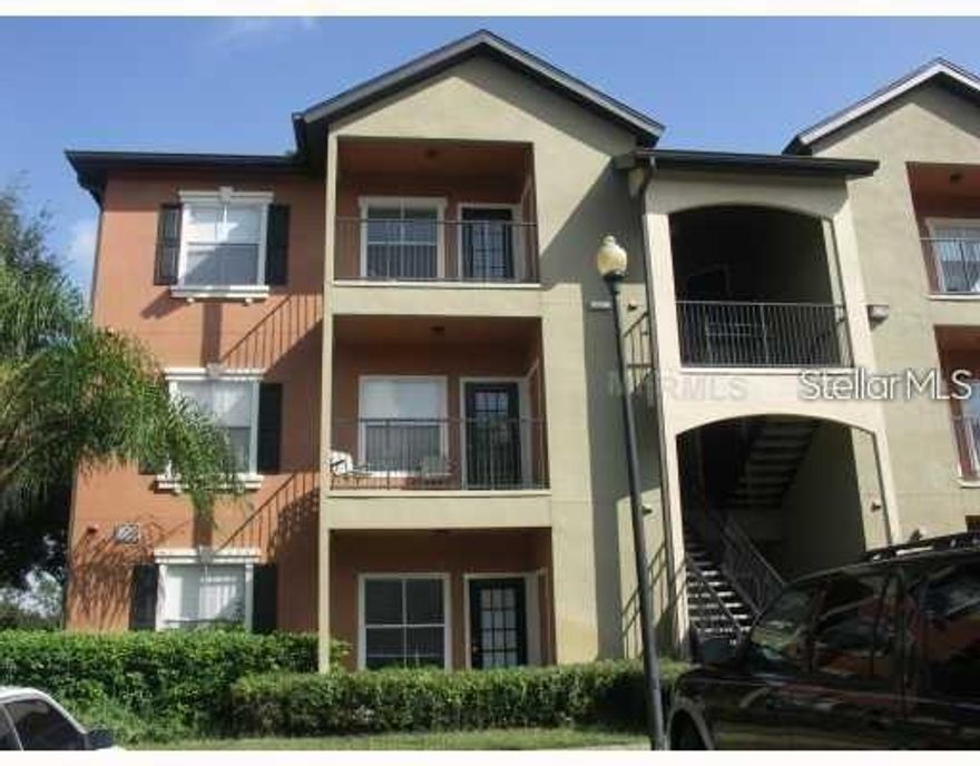 Beautiful Condo for Rent – Fountains/Metro West
Make an appointment to see this stunning condo—you’re sure to fall in love! This unit features no carpet throughout, stainless steel appliances, and a spacious open floor plan with a living–dining combo.
Enjoy resort-style amenities including a community pool, fitness center, and a deck with serene lake views. Washer and dryer are included.
Location perks: Conveniently close to restaurants, shopping, Valencia College, major roads, and Orlando attractions.