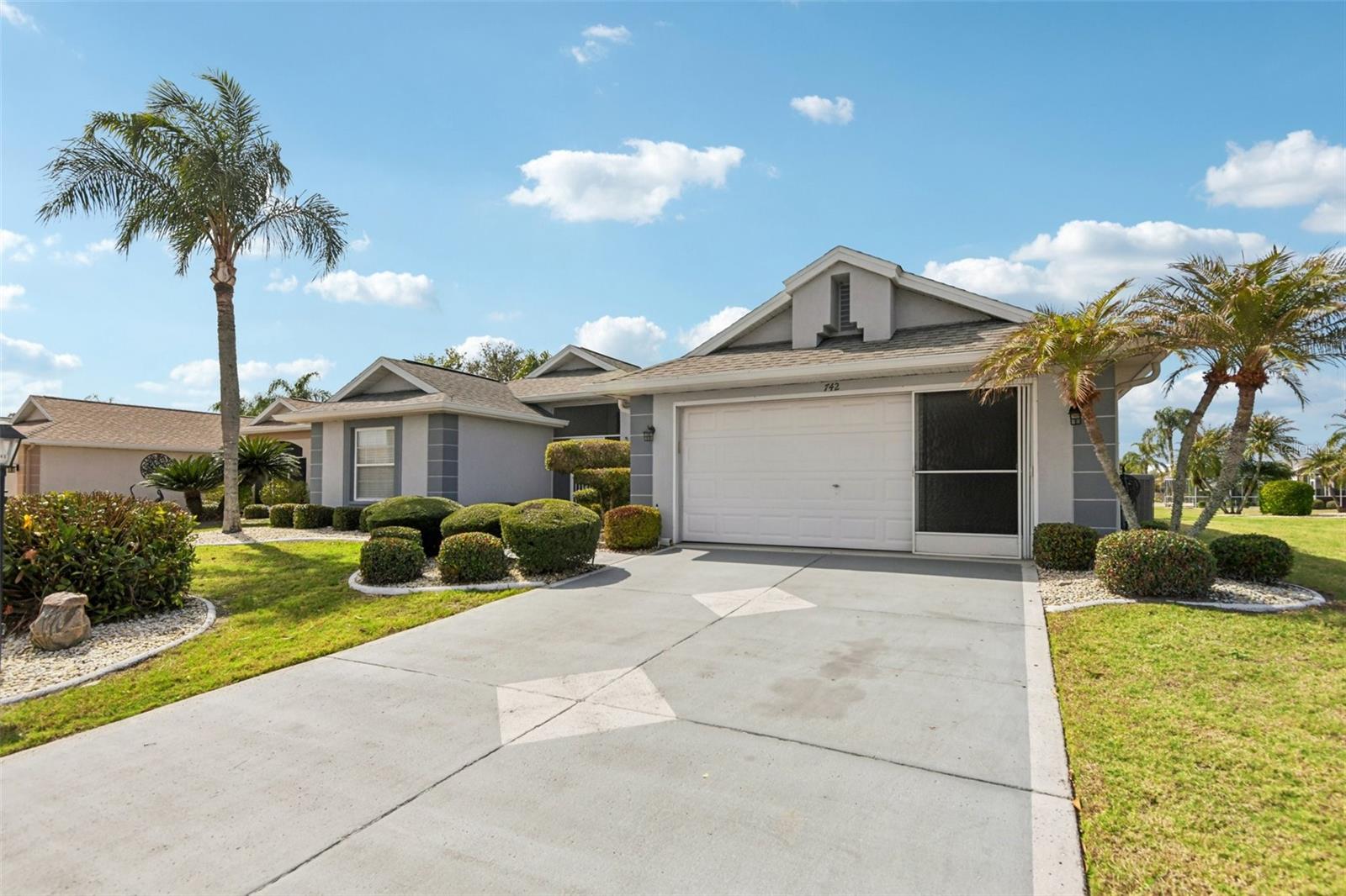 SUN CITY CENTER UNIT 162 PH - Residential